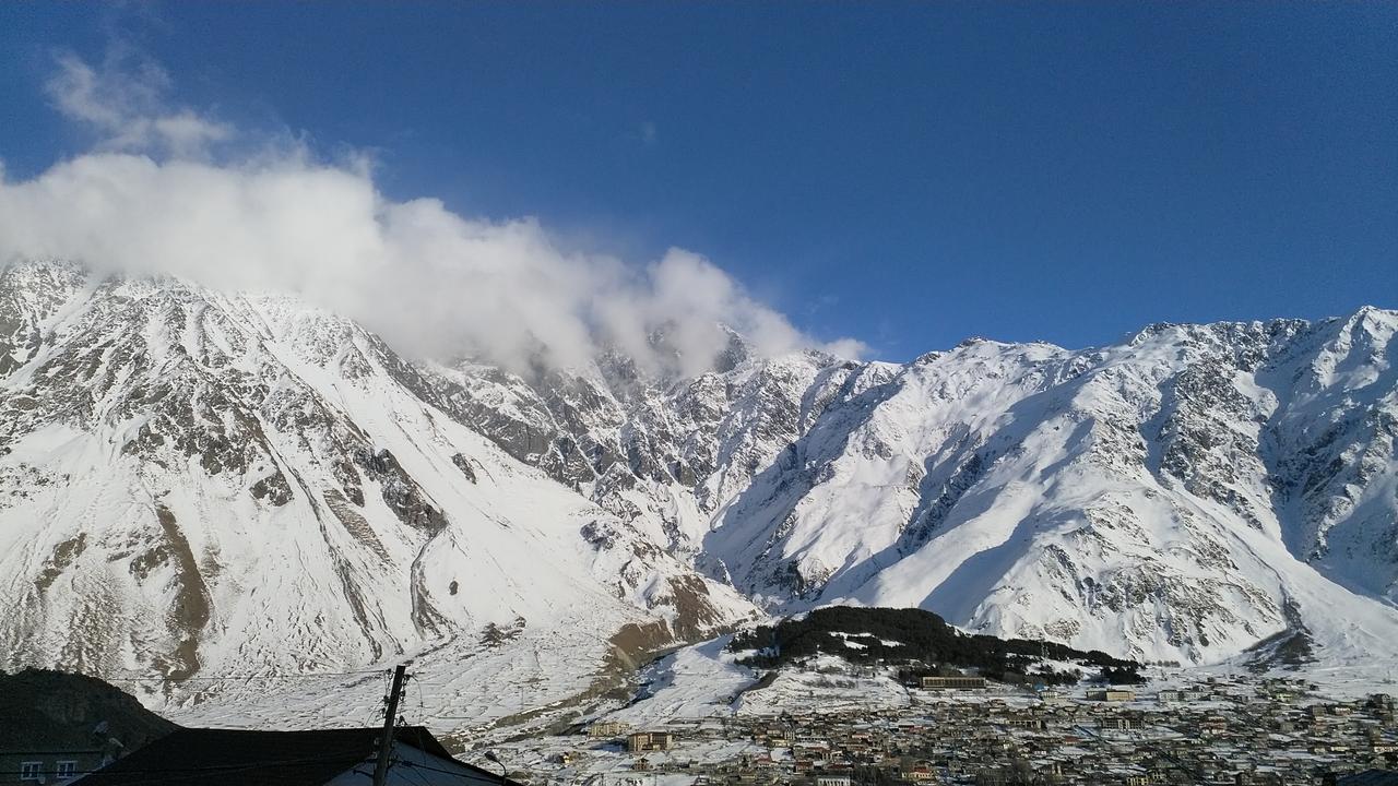 Mariami Hotel Kazbegi Exterior foto