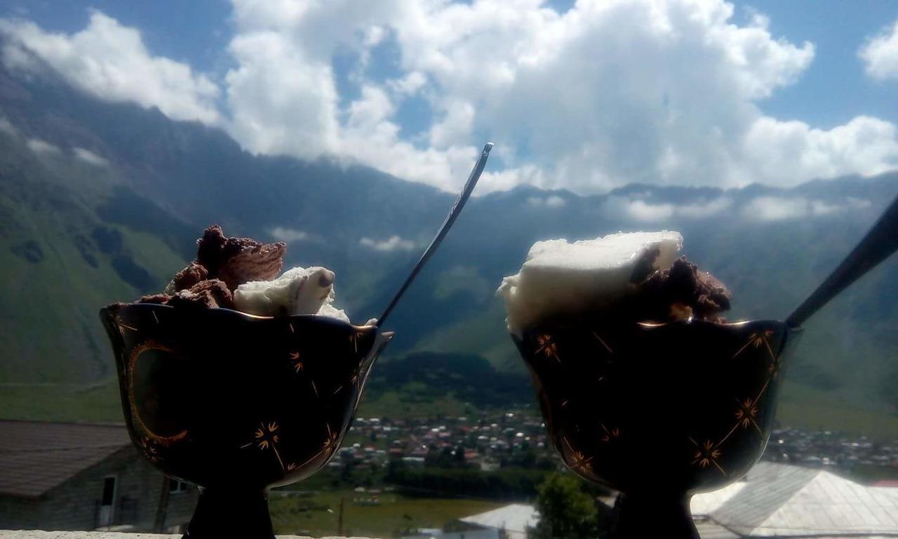 Mariami Hotel Kazbegi Exterior foto