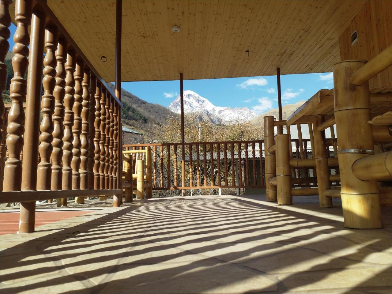 Mariami Hotel Kazbegi Exterior foto